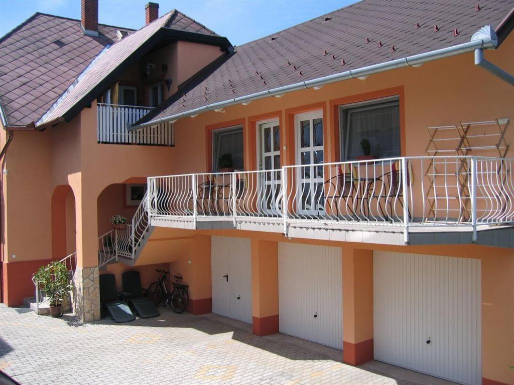 Szécsényi Apartman Hévíz Exterior foto